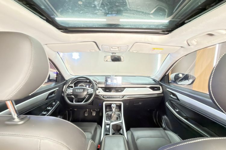 Used Geely Auto Vision X6 2020 1.4T Manual Luxury Model Roof
