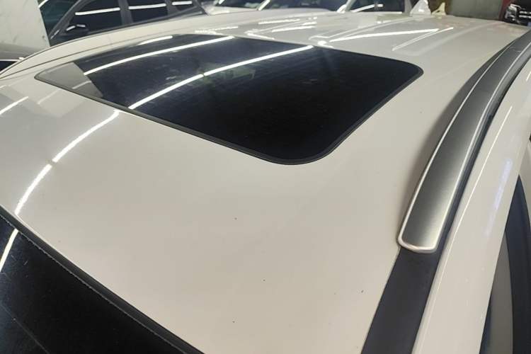 Used Geely Auto Vision X6 2020 1.4T CVT Luxury Edition Roof