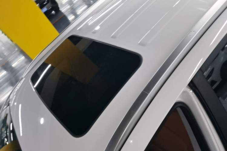 Used Geely Auto Vision X6 2020 1.4T CVT Luxury Edition Roof