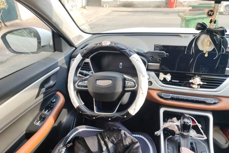Used Geely Auto Vision X6 2020 1.4T CVT Asian Games Edition Steering Wheel