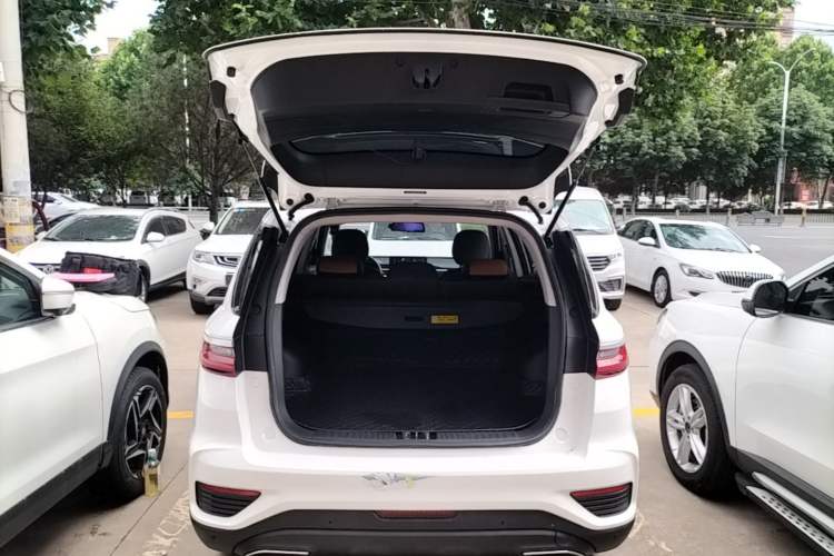 Used Geely Auto Vision X6 2020 1.4T CVT Luxury Edition Trunk