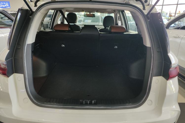 Used Geely Auto Vision X6 2020 1.4T CVT Luxury Edition Trunk