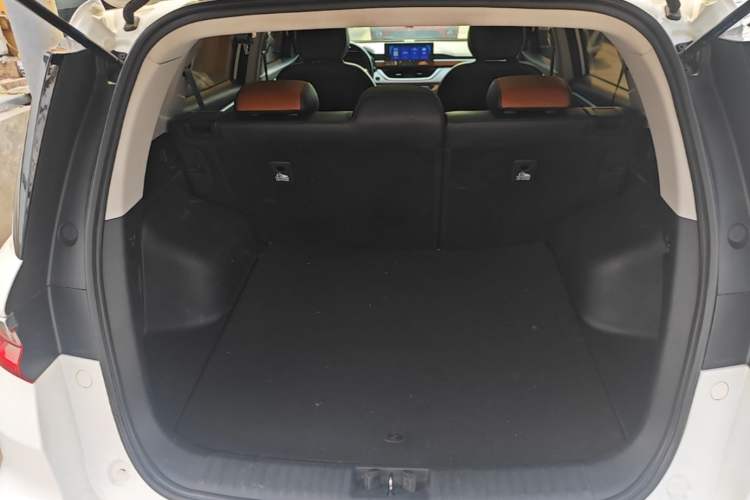 Used Geely Auto Vision X6 2020 1.4T CVT Asian Games Edition Trunk