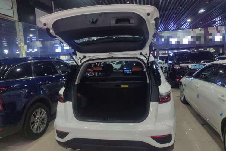 Used Geely Auto Vision X6 2020 1.4T CVT Asian Games Edition Trunk