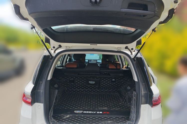 Used Geely Auto Vision X6 2020 1.4T CVT Luxury Edition Trunk