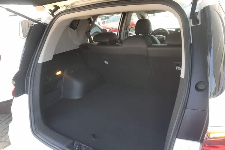 Used Geely Auto Vision X6 2020 1.4T CVT Luxury Edition Trunk