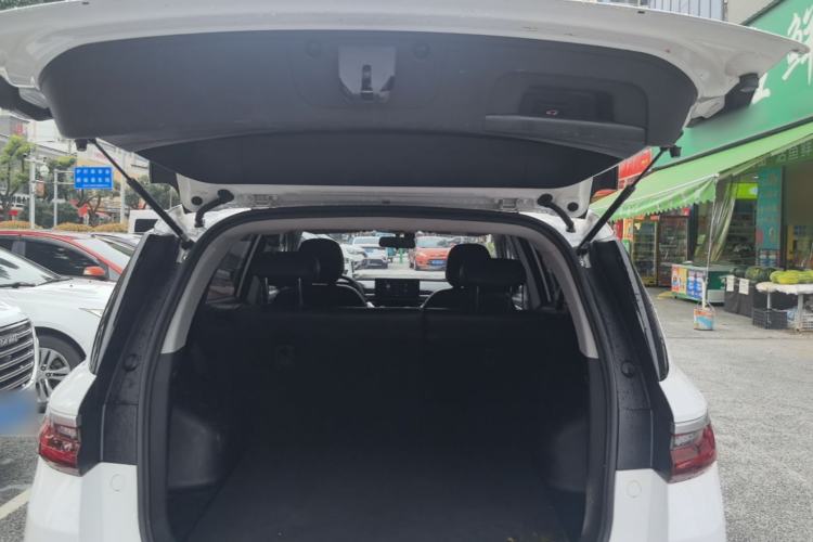 Used Geely Auto Vision X6 2020 1.4T CVT Luxury Edition Trunk