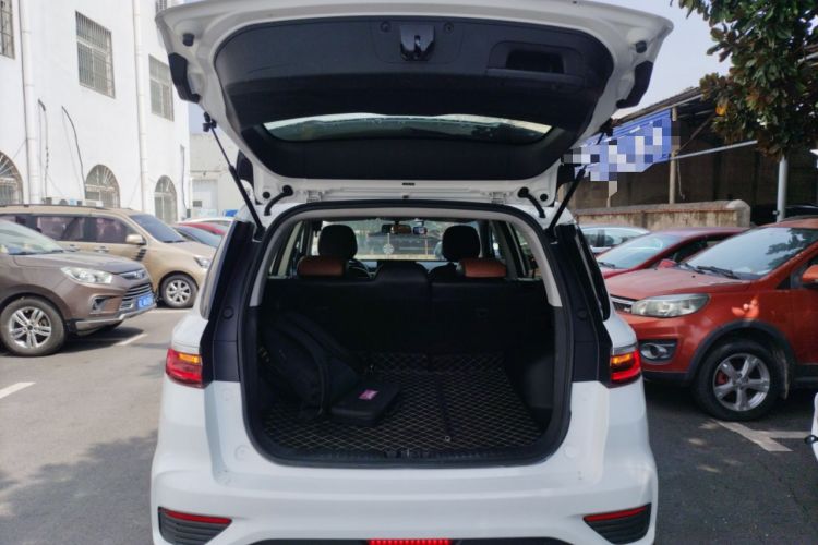 Used Geely Auto Vision X6 2020 1.4T CVT Luxury Edition Trunk