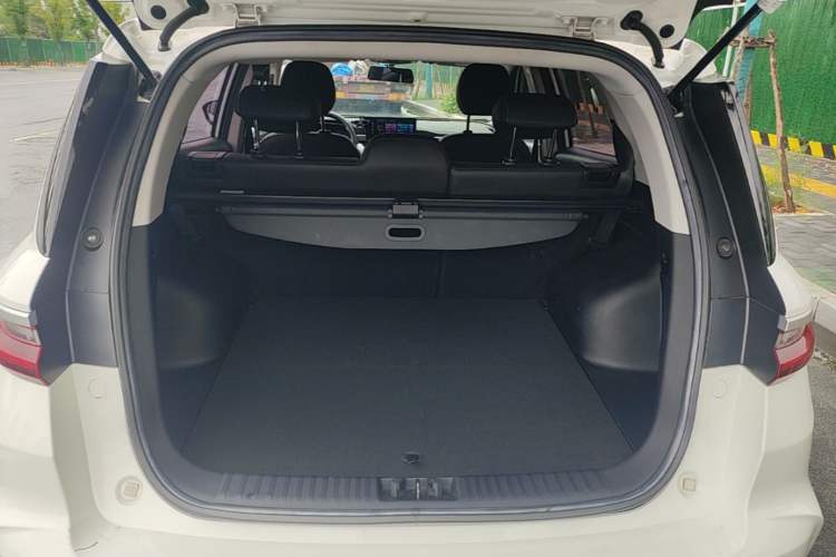Used Geely Auto Vision X6 2020 1.4T CVT Luxury Edition Trunk