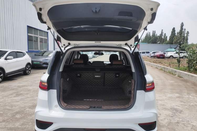Used Geely Auto Vision X6 2020 1.4T CVT Luxury Edition Trunk