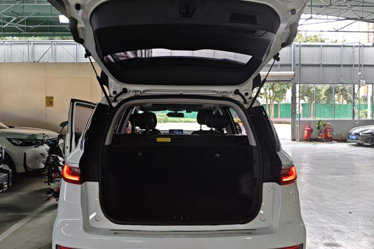 Used Geely Auto Vision X6 2020 1.4T Manual Luxury Model Trunk
