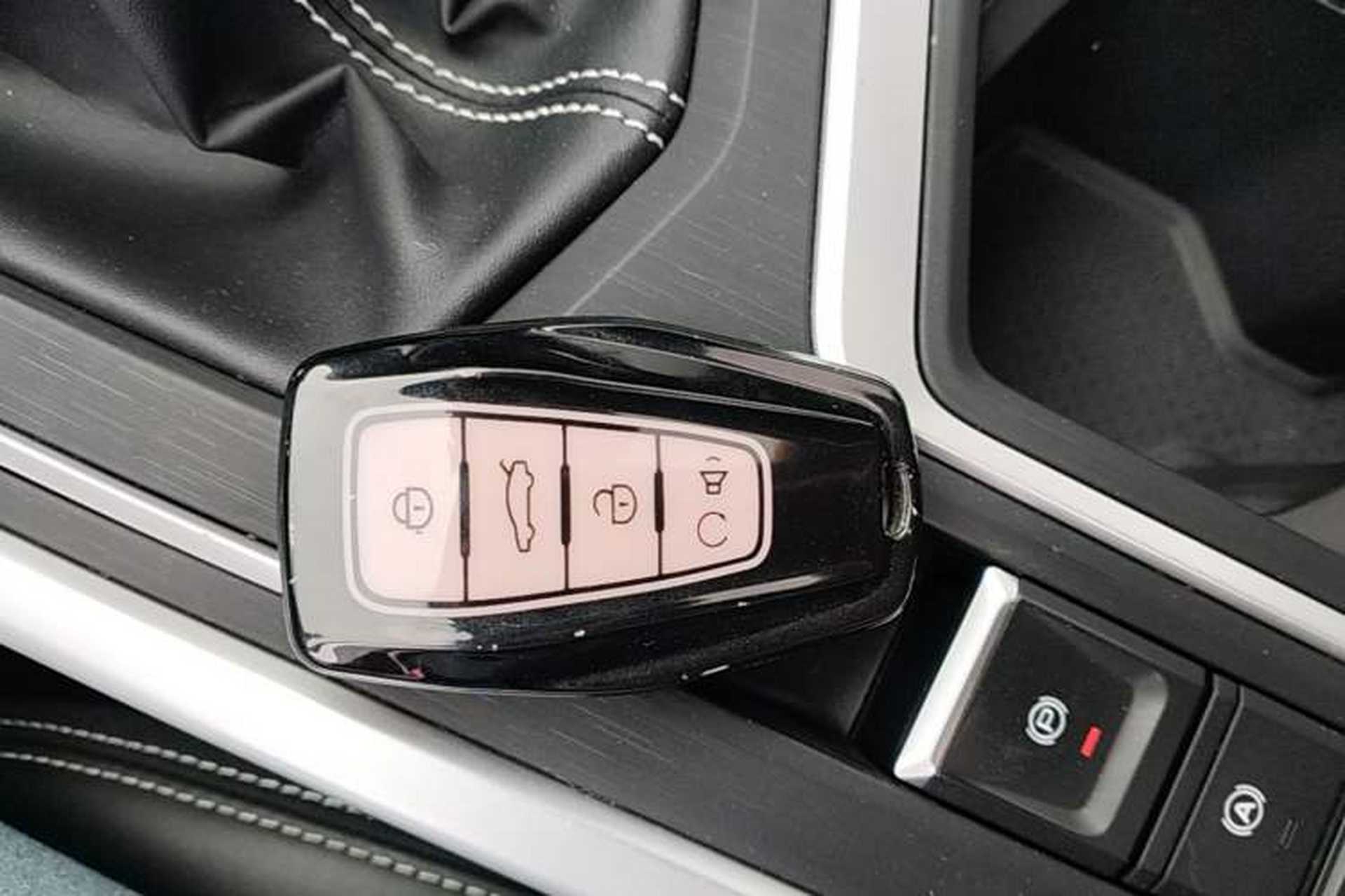 Used Geely Auto Vision X6 2020 1.4T Manual Luxury Model Vehicle Key