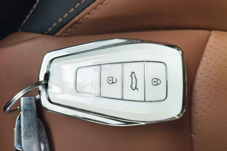 Used Geely Auto Vision X6 2020 1.4T CVT Asian Games Edition Vehicle Key
