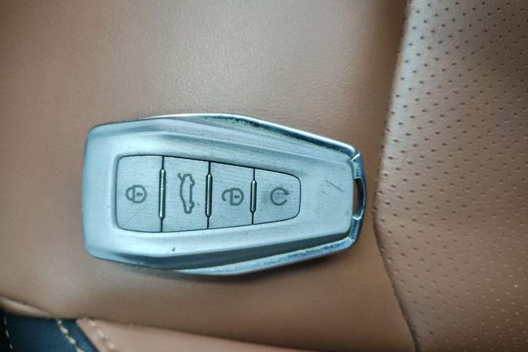 Used Geely Auto Vision X6 2020 1.4T CVT Luxury Edition Vehicle Key