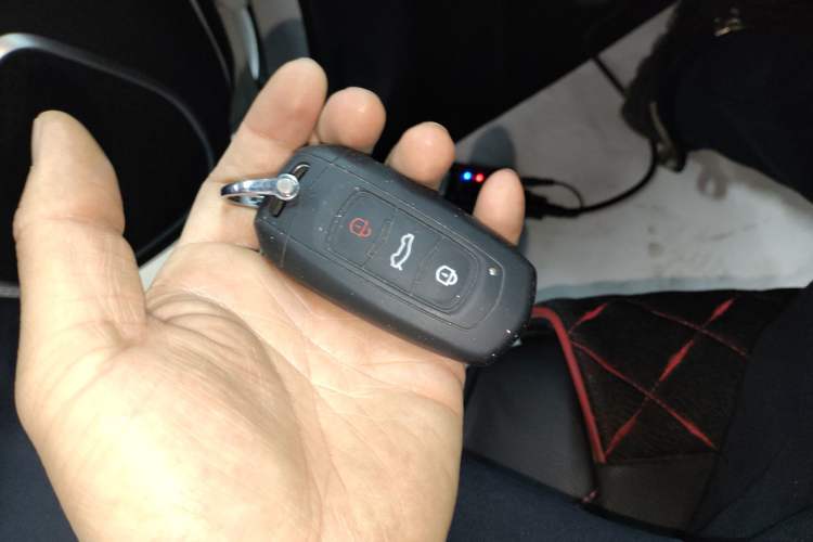 Used Geely Auto Vision X6 2020 1.4T Manual Comfort Model Vehicle Key