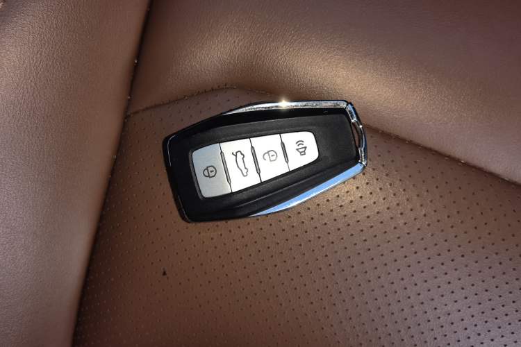 Used Geely Auto Vision X6 2020 1.4T CVT Luxury Edition Vehicle Key