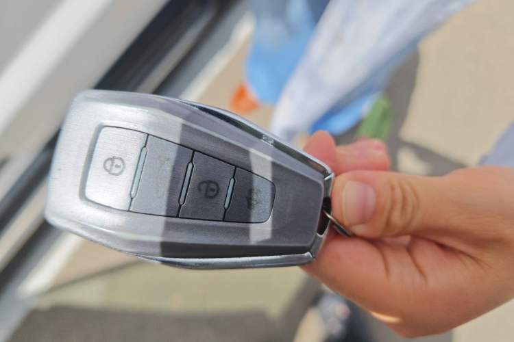 Used Geely Auto Vision X6 2020 1.4T CVT Luxury Edition Vehicle Key