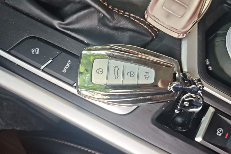 Used Geely Auto Vision X6 2020 1.4T CVT Asian Games Edition Vehicle Key