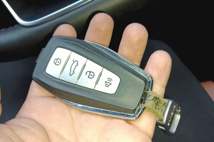 Used Geely Auto Vision X6 2020 1.4T CVT Luxury Edition Vehicle Key