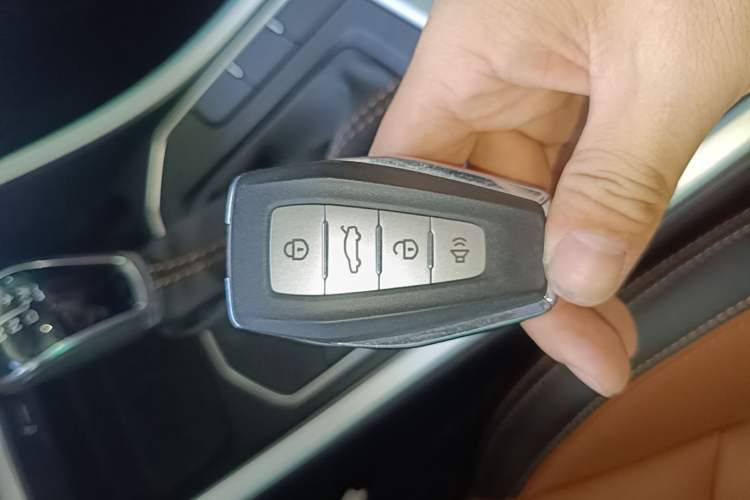 Used Geely Auto Vision X6 2020 1.4T CVT Luxury Edition Vehicle Key