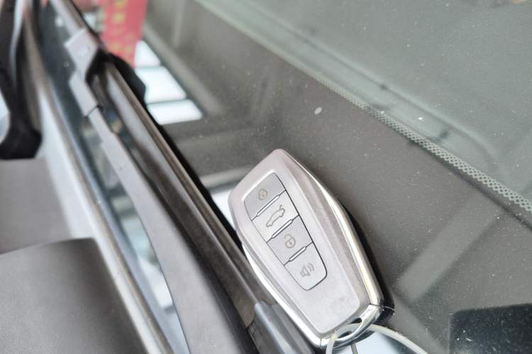 Used Geely Auto Vision X6 2020 1.4T CVT Asian Games Edition Vehicle Key