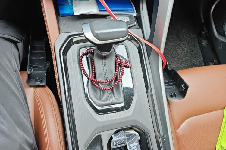 Used Geely Auto Vision X6 2021 PRO 1.4T Automatic Prestige Model Gear Lever