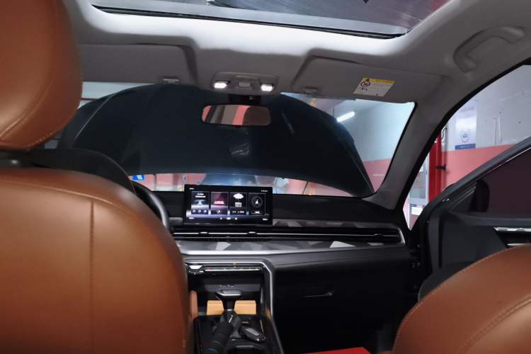 Used Geely Auto Vision X6 2021 PRO 1.4T Automatic Prestige Model Headliner