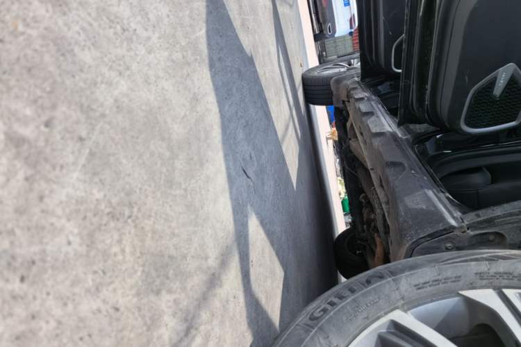 Used Geely Auto Vision X6 2021 PRO 1.4T Manual Luxury Model Left Side Sill