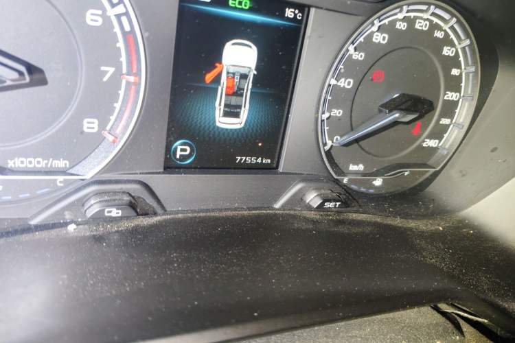 Used Geely Auto Vision X6 2021 PRO 1.4T Automatic Prestige Model Odometer Close Up
