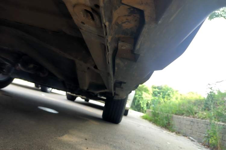 Used Geely Auto Vision X6 2021 PRO 1.4T Manual Luxury Model Right Side Sill