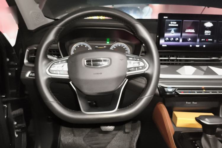 Used Geely Auto Vision X6 2021 PRO 1.4T Automatic Prestige Model Steering Wheel