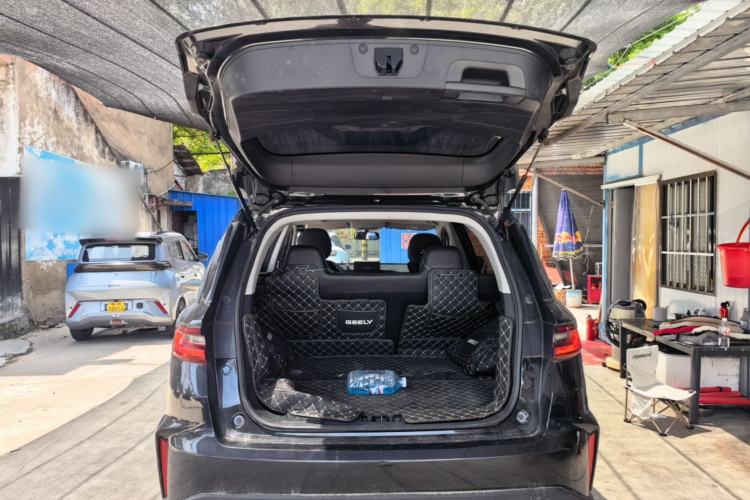 Used Geely Auto Vision X6 2021 PRO 1.4T Manual Luxury Model Trunk