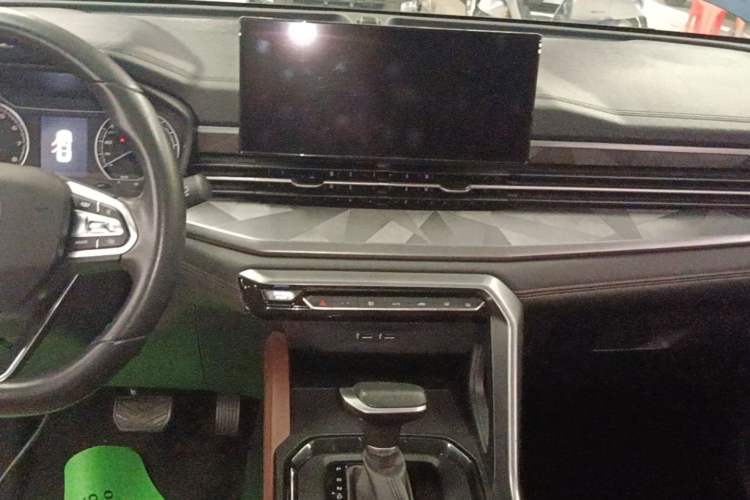 Used Geely Auto Vision X6 2021 PRO 1.4T Automatic Prestige Model Audio And AC Panel