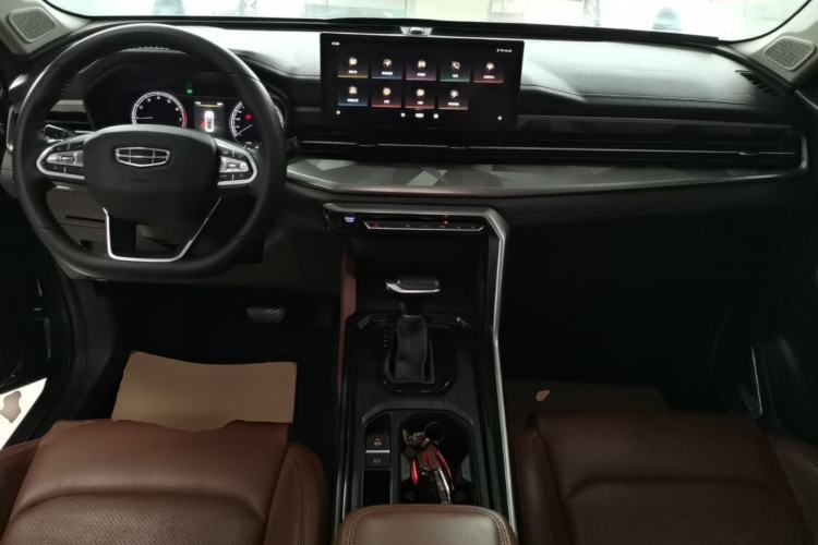 Used Geely Auto Vision X6 2021 PRO 1.4T Automatic Prestige Model Center Console