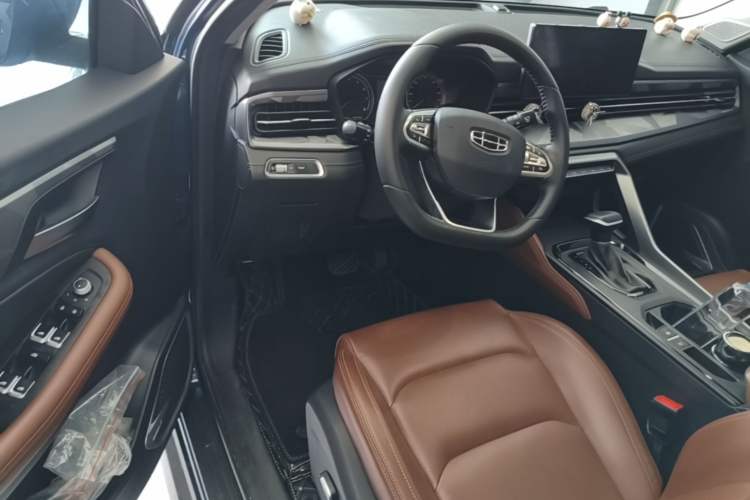 Used Geely Auto Vision X6 2021 PRO 1.4T Automatic Prestige Model Driver Seat