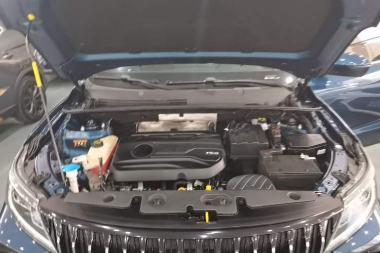 Used Geely Auto Vision X6 2021 PRO 1.4T Manual Luxury Model Engine Bay