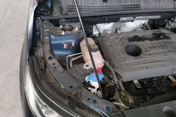Used Geely Auto Vision X6 2021 PRO 1.4T Manual Luxury Model Engine Bay Right