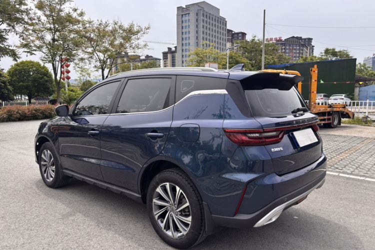 Used Geely Auto Vision X6 2021 PRO 1.4T Automatic Prestige Model Exterior 2