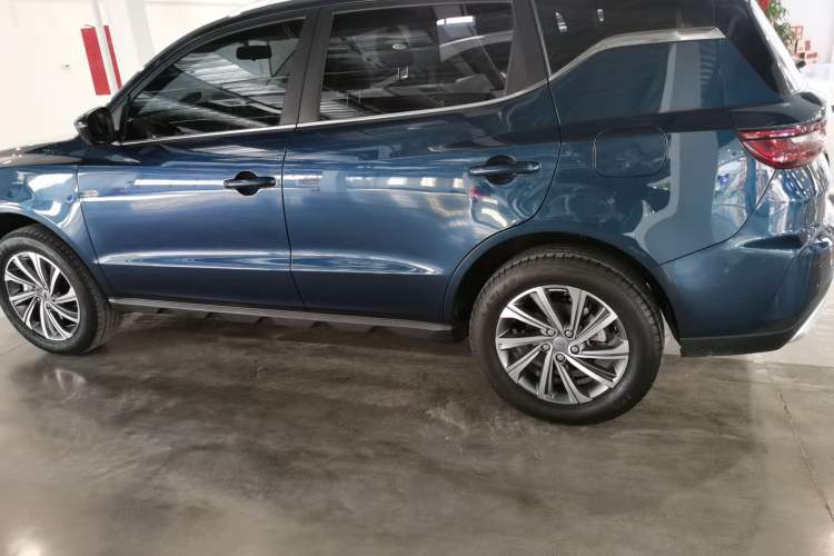 Used Geely Auto Vision X6 2021 PRO 1.4T Automatic Prestige Model Exterior 3
