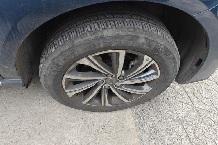 Used Geely Auto Vision X6 2021 PRO 1.4T Automatic Prestige Model Exterior 4