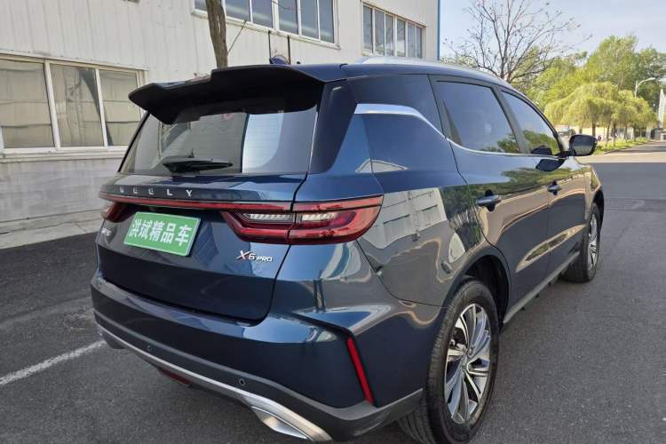 Used Geely Auto Vision X6 2021 PRO 1.4T Automatic Prestige Model Exterior 5
