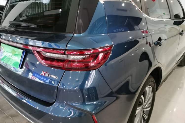 Used Geely Auto Vision X6 2021 PRO 1.4T Automatic Prestige Model Exterior 6