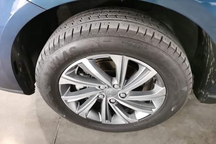 Used Geely Auto Vision X6 2021 PRO 1.4T Automatic Prestige Model Exterior 7
