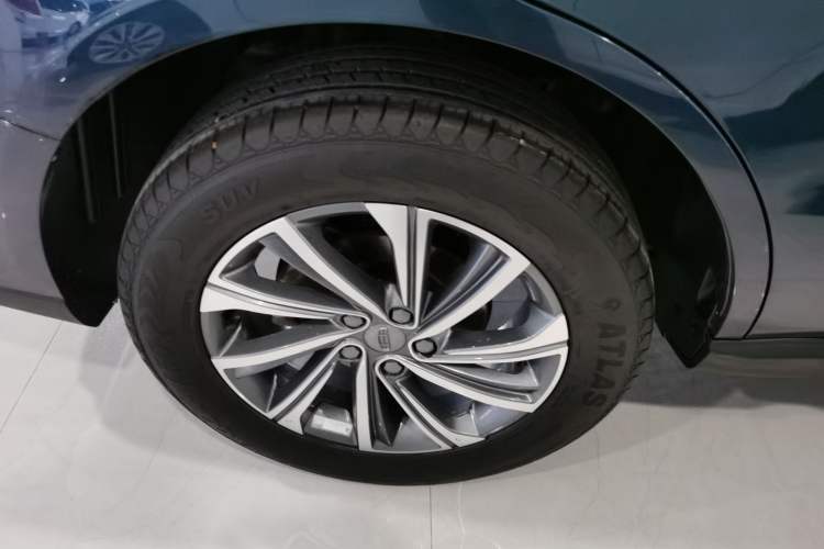 Used Geely Auto Vision X6 2021 PRO 1.4T Automatic Prestige Model Exterior 8