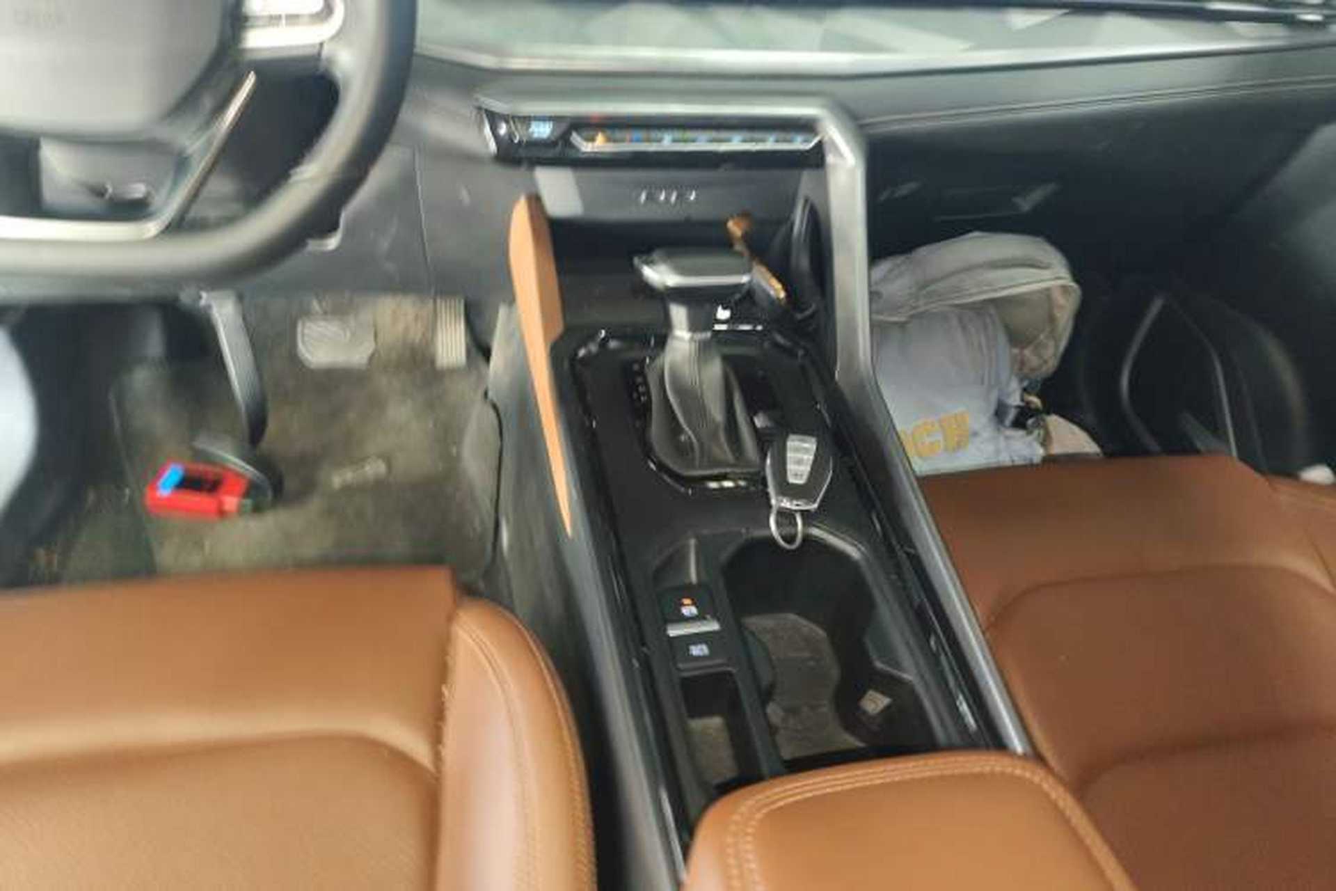 Used Geely Auto Vision X6 2021 PRO 1.4T Automatic Prestige Model Gear Lever