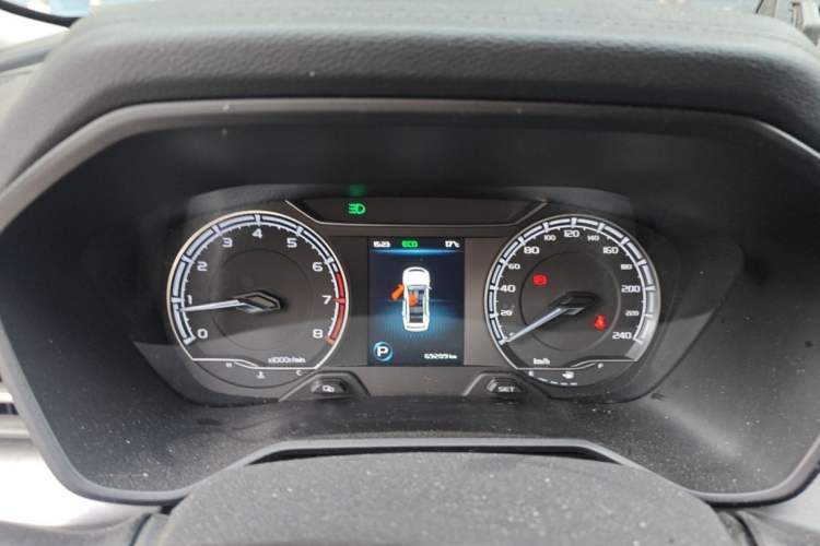Used Geely Auto Vision X6 2021 PRO 1.4T Automatic Prestige Model Interior 2