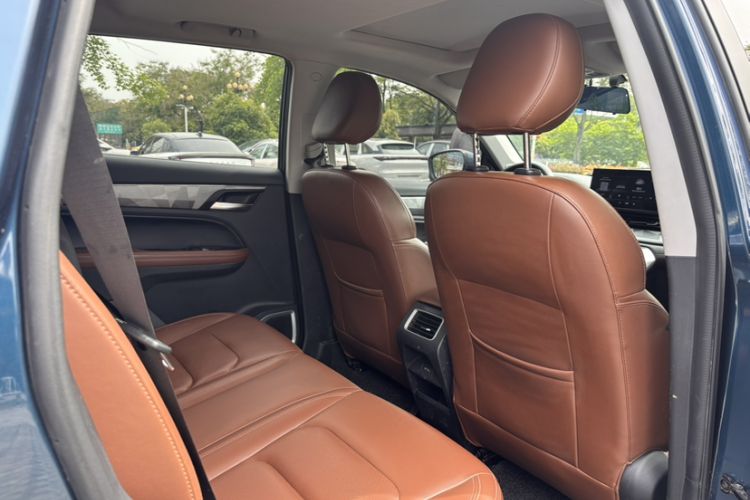 Used Geely Auto Vision X6 2021 PRO 1.4T Automatic Prestige Model Interior 2