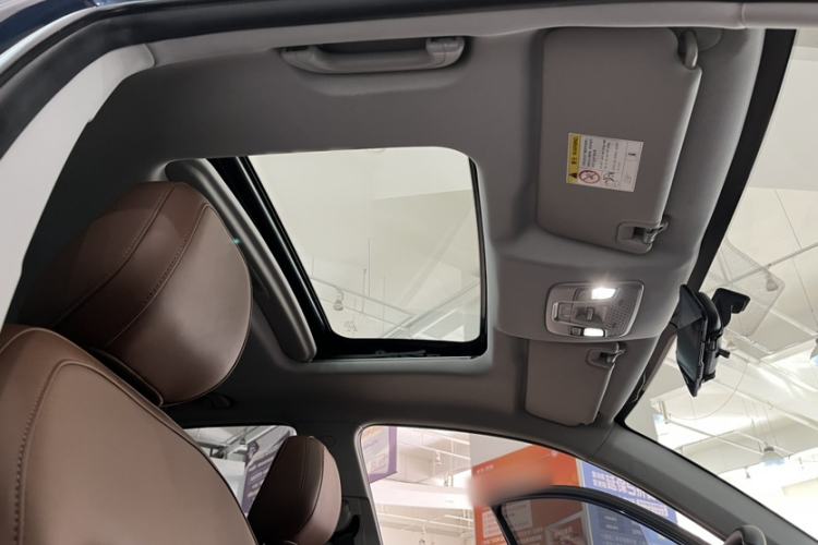 Used Geely Auto Vision X6 2021 PRO 1.4T Automatic Prestige Model Interior 4
