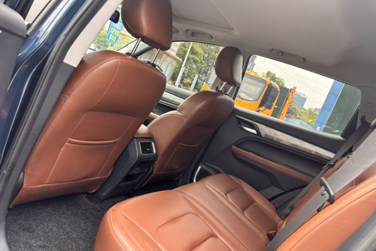 Used Geely Auto Vision X6 2021 PRO 1.4T Automatic Prestige Model Interior 4