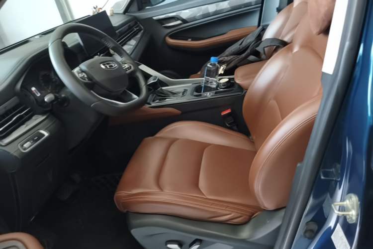 Used Geely Auto Vision X6 2021 PRO 1.4T Automatic Prestige Model Left Front Seat